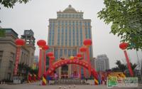 鑫宇地产十周年庆 捐资百万教育助学基金