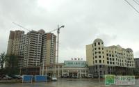 水岸欧韵1期外立面成形 项目2期或月底开盘