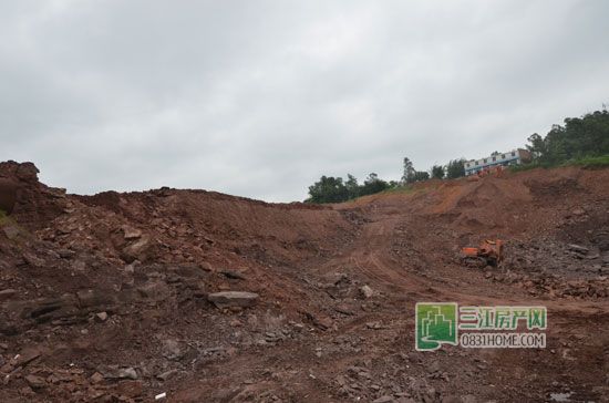 幸福里7月施工进度 场平施工持续进行中