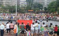听说这个夏天“快闪”和坝坝舞更配哦…