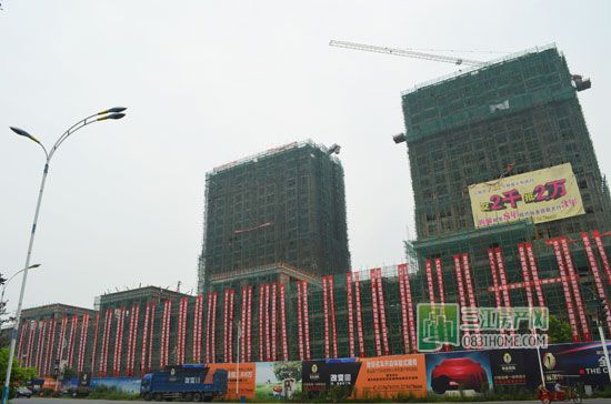 地标国际封顶大吉 准现房姿态喜迎“金九”