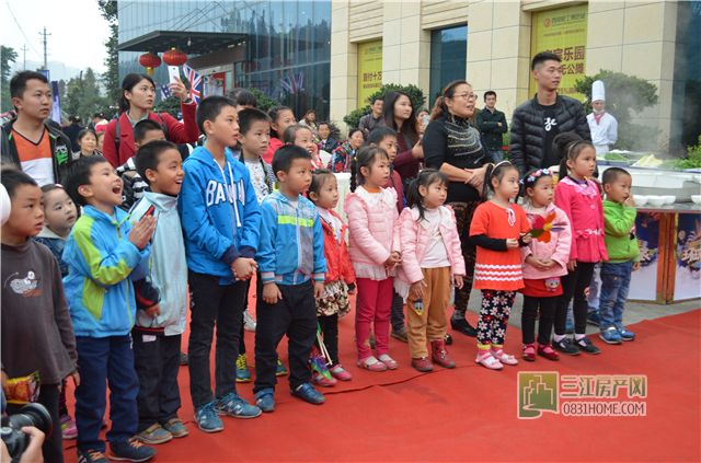 哟！西南轻工博览城美食之旅“嗨”起来！