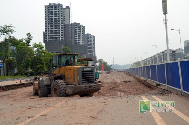 紫金城道路施工.jpg