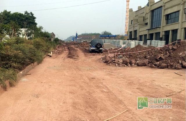 1#楼门口道路.jpg