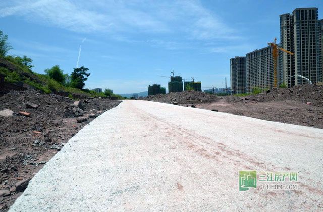 通往812道路.jpg