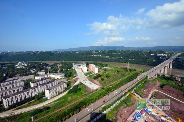 8职院、江景、天池桥.jpg