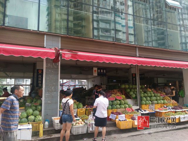 最近的农贸市场.jpg