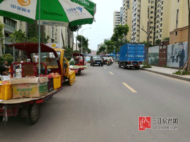 小区周边2.jpg