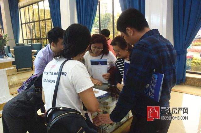 微信图片_20171008162326_副本.jpg