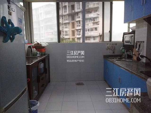 20125010967d52ee404400.jpg