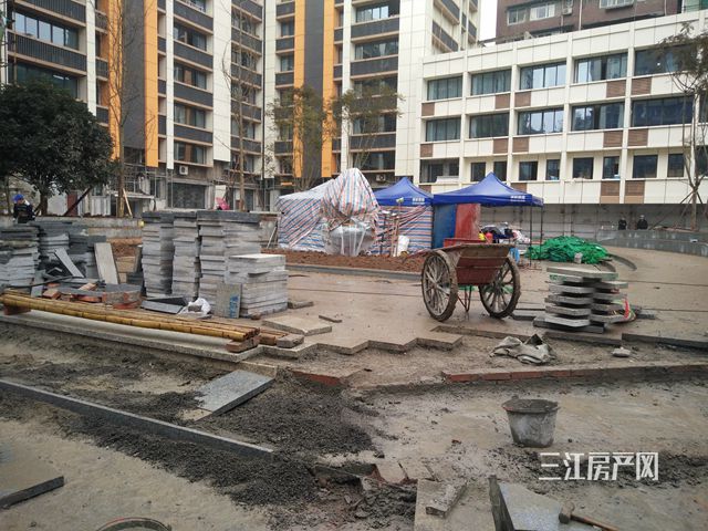2019.1.9原财政大楼前.jpg