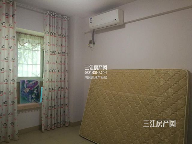 0618061556a3922beb8189.jpg