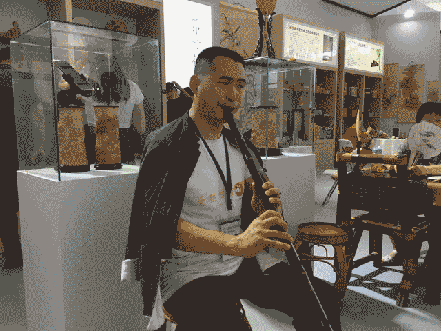 微信图片_20190614102754_副本.gif
