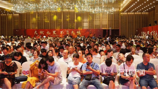 涉上下江北、南部新区，宜宾新房开盘、加推猛！
