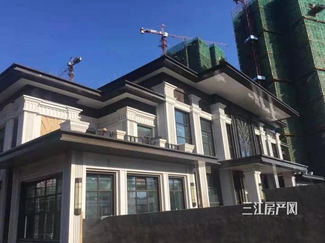 铂金会所内部装修已完成95%.jpg