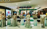 万达广场1楼中庭旁，领地·观江府城市展厅已开放