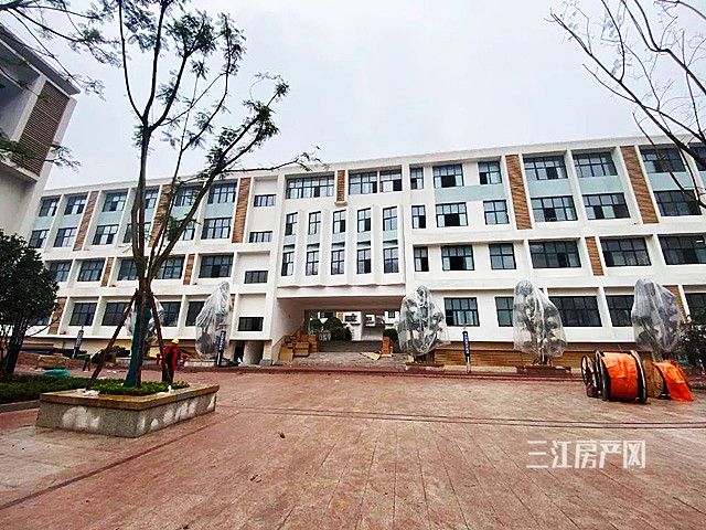 09e3133b9da2402cbb7188803f710981_副本.jpg