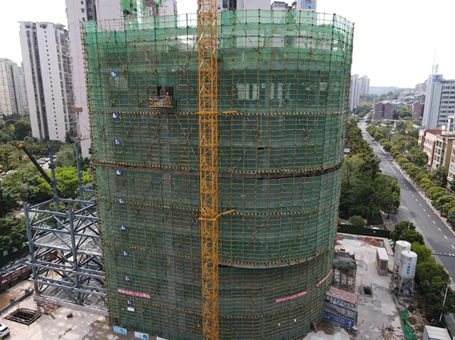 停车场.jpg