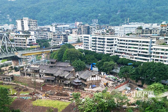 2910375243d4f71a624559.jpg 航拍-640.jpg